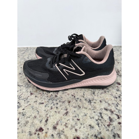 New Balance Nitrel v5 Trail Running Shoes Black Rose Pink WTNTRLB5 Womens 7.5 - Picture 3 of 7